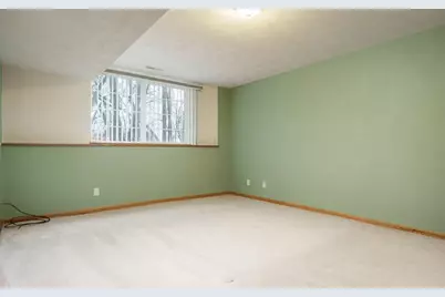 2420 Arnold Avenue, Rockford, IL 61108 - Photo 36