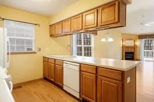 2420 Arnold Ave, Rockford, IL 61108 - Photo 12