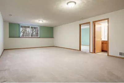 2420 Arnold Avenue, Rockford, IL 61108 - Photo 32