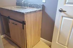 1906 S 4th St, Rockford, IL 61104 - Photo 12