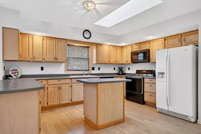 2354 Butternut Bend, Davis, IL 61019 - Photo 8