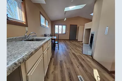 115 Fairview Avenue, Rockford, IL 61108 - Photo 14