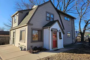 115 Fairview Ave, Rockford, IL 61108 - Photo 1