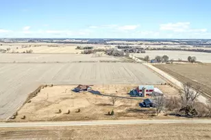 14483 Montague Rd, Winnebago, IL 61088 - Photo 64