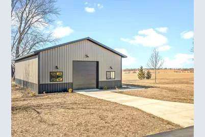 14483 Montague Road, Winnebago, IL 61088 - Photo 40