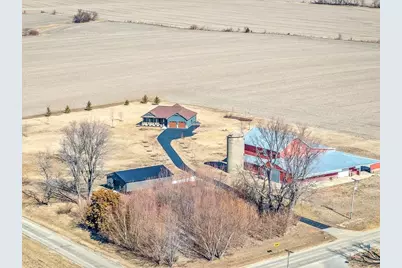 14483 Montague Road, Winnebago, IL 61088 - Photo 2