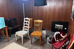 1718 S Cedar Ave, Freeport, IL 61032 - Photo 10