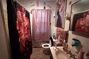 1718 S Cedar Ave, Freeport, IL 61032 - Photo 6