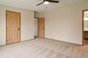 5647 Buttercup Ln, Machesney Park, IL 61115 - Photo 28