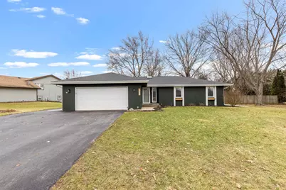 9573 Twin Deer Run, Roscoe, IL 61073 - Photo 2