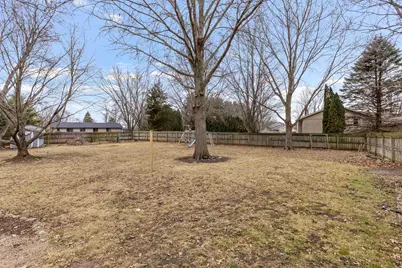 9573 Twin Deer Run, Roscoe, IL 61073 - Photo 20