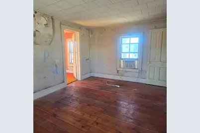 201 W 2nd Street, Leaf River, IL 61047 - Photo 16