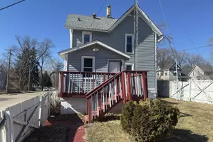 201 N Hinkley Ave, Rockford, IL 61101 - Photo 6