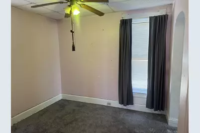 201 N Hinkley Avenue, Rockford, IL 61101 - Photo 10