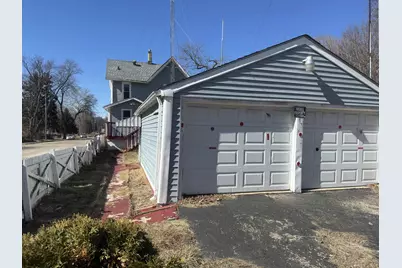 201 N Hinkley Avenue, Rockford, IL 61101 - Photo 4