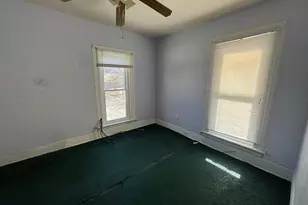 201 N Hinkley Ave, Rockford, IL 61101 - Photo 16