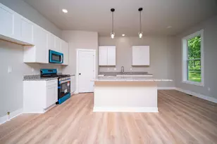 841 Kenai Ct, Roscoe, IL 61073 - Photo 6