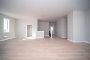 845 Kenai Ct, Roscoe, IL 61073 - Photo 4