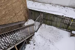 1323 Broadway, Rockford, IL 61104 - Photo 4