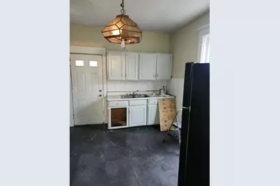 1323 Broadway, Rockford, IL 61104 - Photo 6