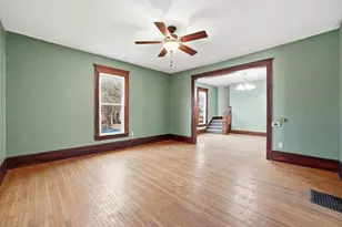 720 S McKinley Ave, Freeport, IL 61032 - Photo 10
