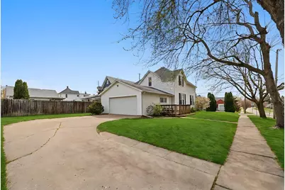 720 S McKinley Avenue, Freeport, IL 61032 - Photo 6