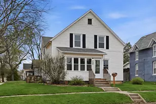 720 S McKinley Ave, Freeport, IL 61032 - Photo 4