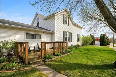 720 S McKinley Avenue, Freeport, IL 61032 - Photo 8