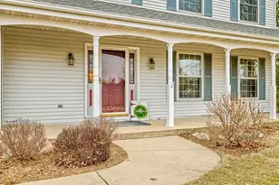 8712 Oakwood Glen Dr, Rockford, IL 61108 - Photo 4