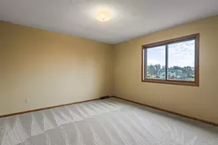 8712 Oakwood Glen Dr, Rockford, IL 61108 - Photo 40