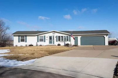 325 Apache Court, Galena, IL 61036 - Photo 1