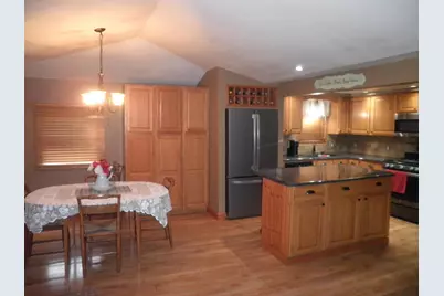 105 E Oakwood Drive, Byron, IL 61010 - Photo 20