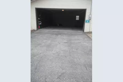 105 E Oakwood Drive, Byron, IL 61010 - Photo 14