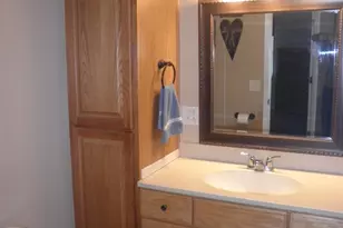 105 E Oakwood Dr, Byron, IL 61010 - Photo 34