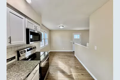 4303 O'Connell Street, Rockford, IL 61109 - Photo 8