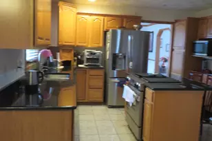 3204 Farmdale Ln, Freeport, IL 61032 - Photo 8