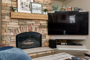 16736 Karen Springs Dr, Lockport, IL 60441 - Photo 22