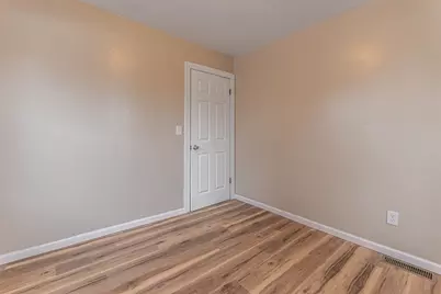 2803 Fairview Avenue, Rockford, IL 61101 - Photo 12