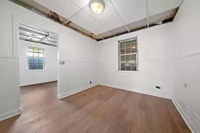 1884 Will James Rd, Rockford, IL 61109 - Photo 4