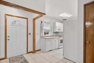 719 Parkside Dr, Rockford, IL 61108 - Photo 4