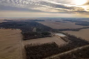 1459 Briar Knoll Rd, Amboy, IL 61310 - Photo 2