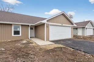 305 W South St, Durand, IL 61024 - Photo 1