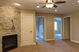 746 Gabriela Ct, Rockford, IL 61108 - Photo 18