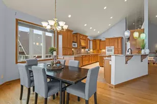 870 Breckenboro Rd, Lake Summerset, IL 61019 - Photo 12