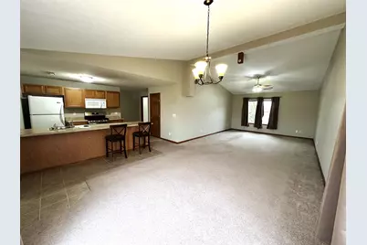 410 Pine White Road, Roscoe, IL 61073 - Photo 6