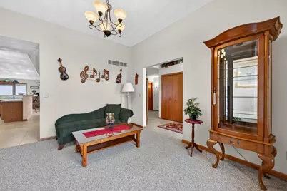 10023 Auburn Road, Winnebago, IL 61088 - Photo 14