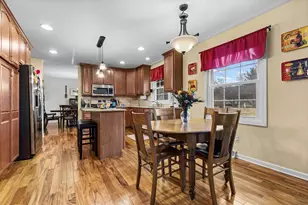 5936 Sandringham Ln, Rockford, IL 61107 - Photo 8