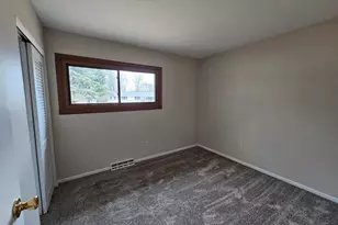 808 Crest View Trail, Byron, IL 61010 - Photo 14