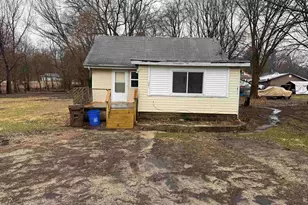 501 Alberts Ct, Rockford, IL 61102 - Photo 1