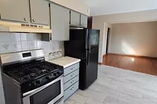 4696 Palmerstone Rd, Rockford, IL 61102 - Photo 12